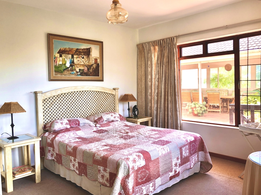 5 Bedroom Property for Sale in Kenton On Sea Eastern Cape